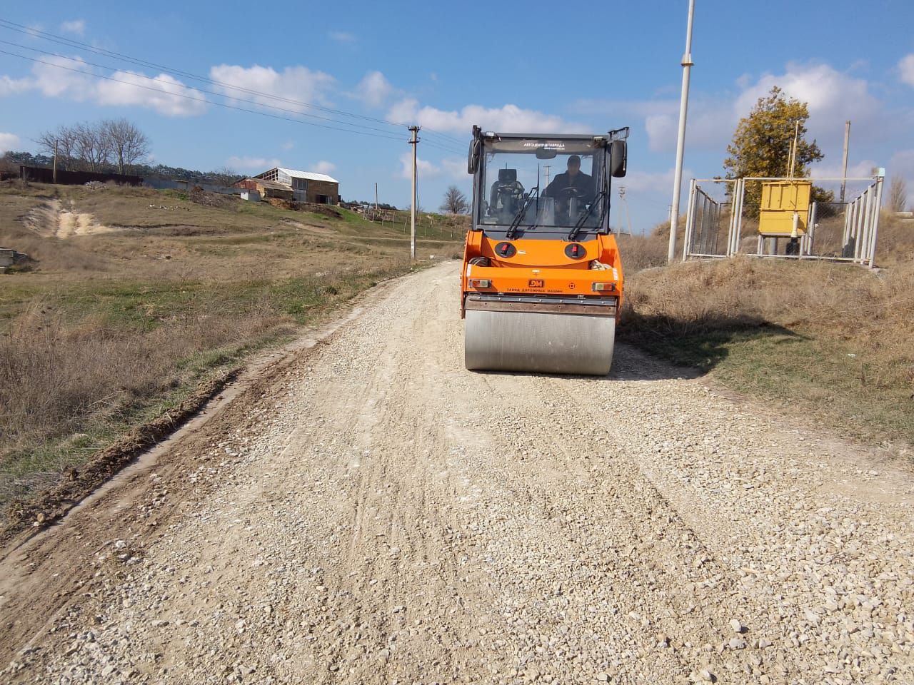 В Крыму стартовали работы по грейдированию дорог