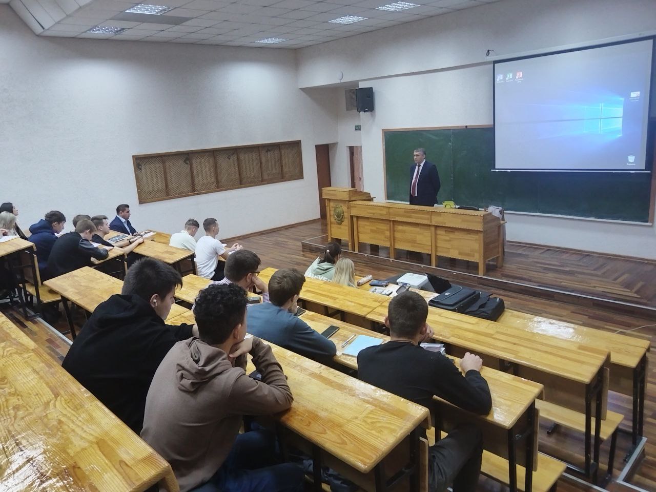 Провели лекцию для студентов Академии строительства и архитектуры 