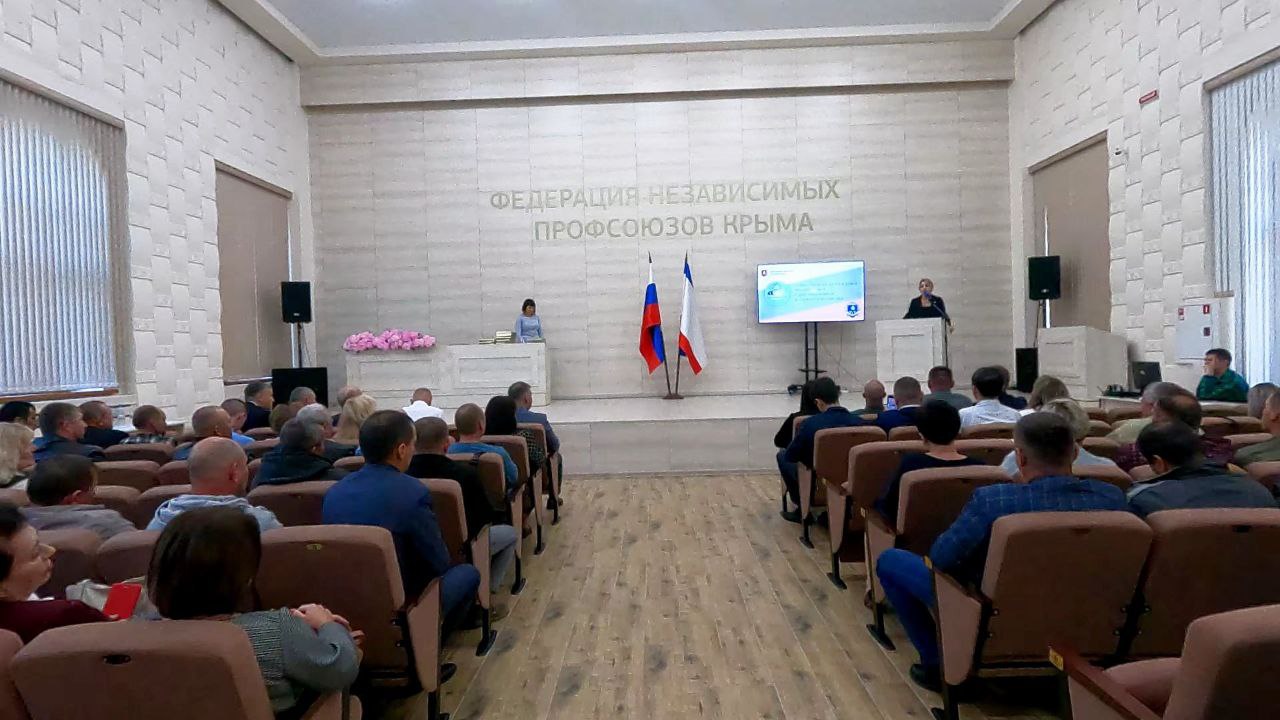 Накануне Дня работников дорожного хозяйства наши сотрудники были отмечены за вклад в развитие отрасли!